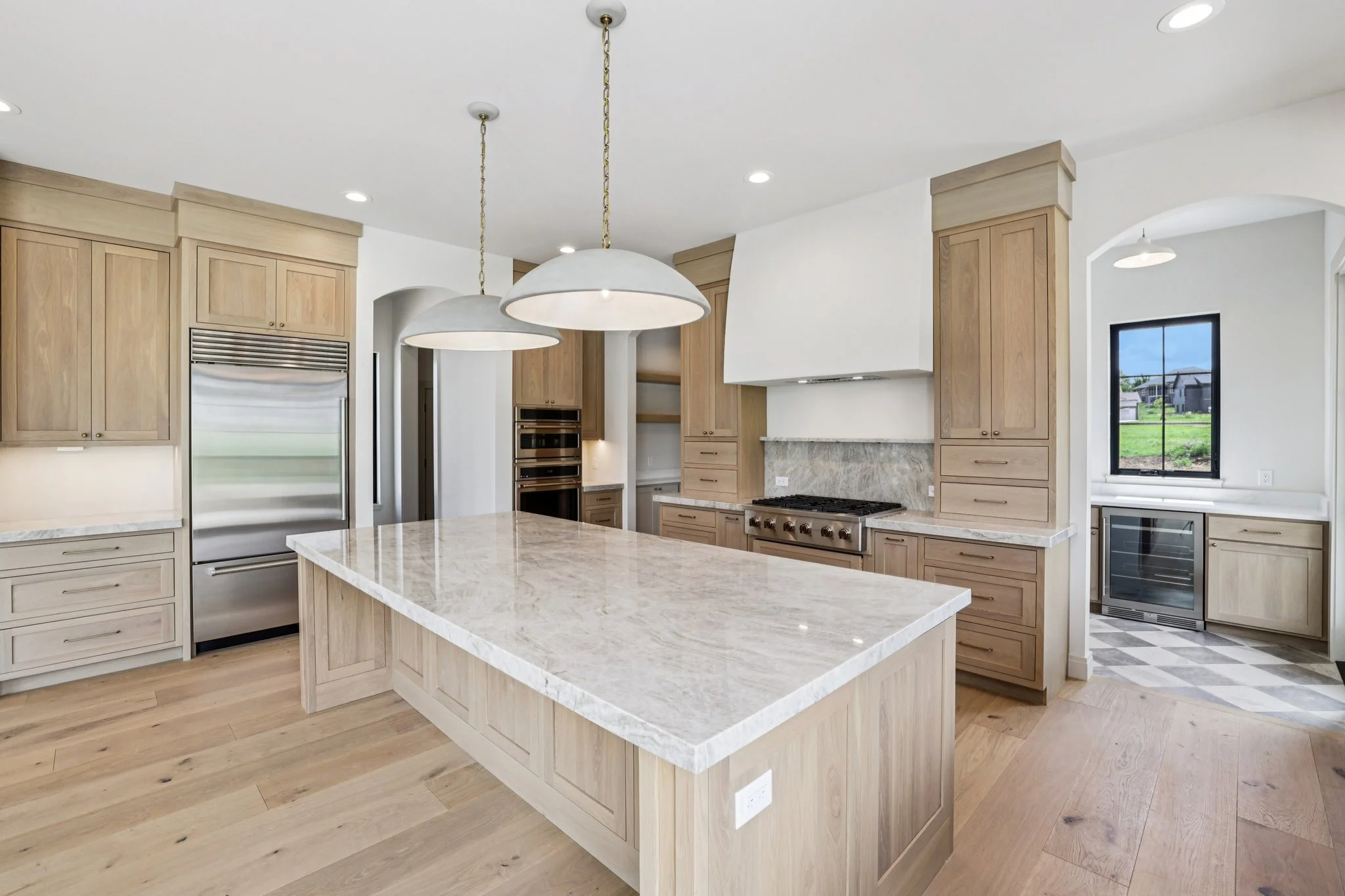 15-web-or-mls-Telemark Pkwy-S2806-015.jpg