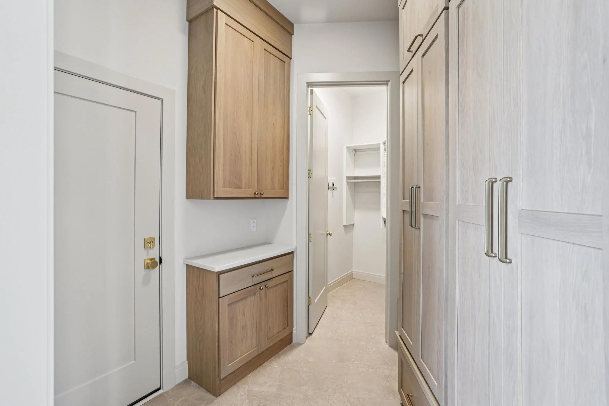 32-web-or-mls-Telemark Pkwy-S2806-032.jpg