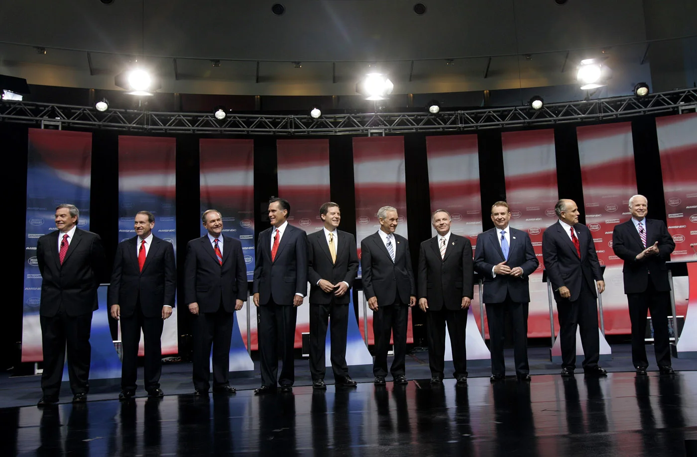 123604.ME.0305.debate1.AC.jpg