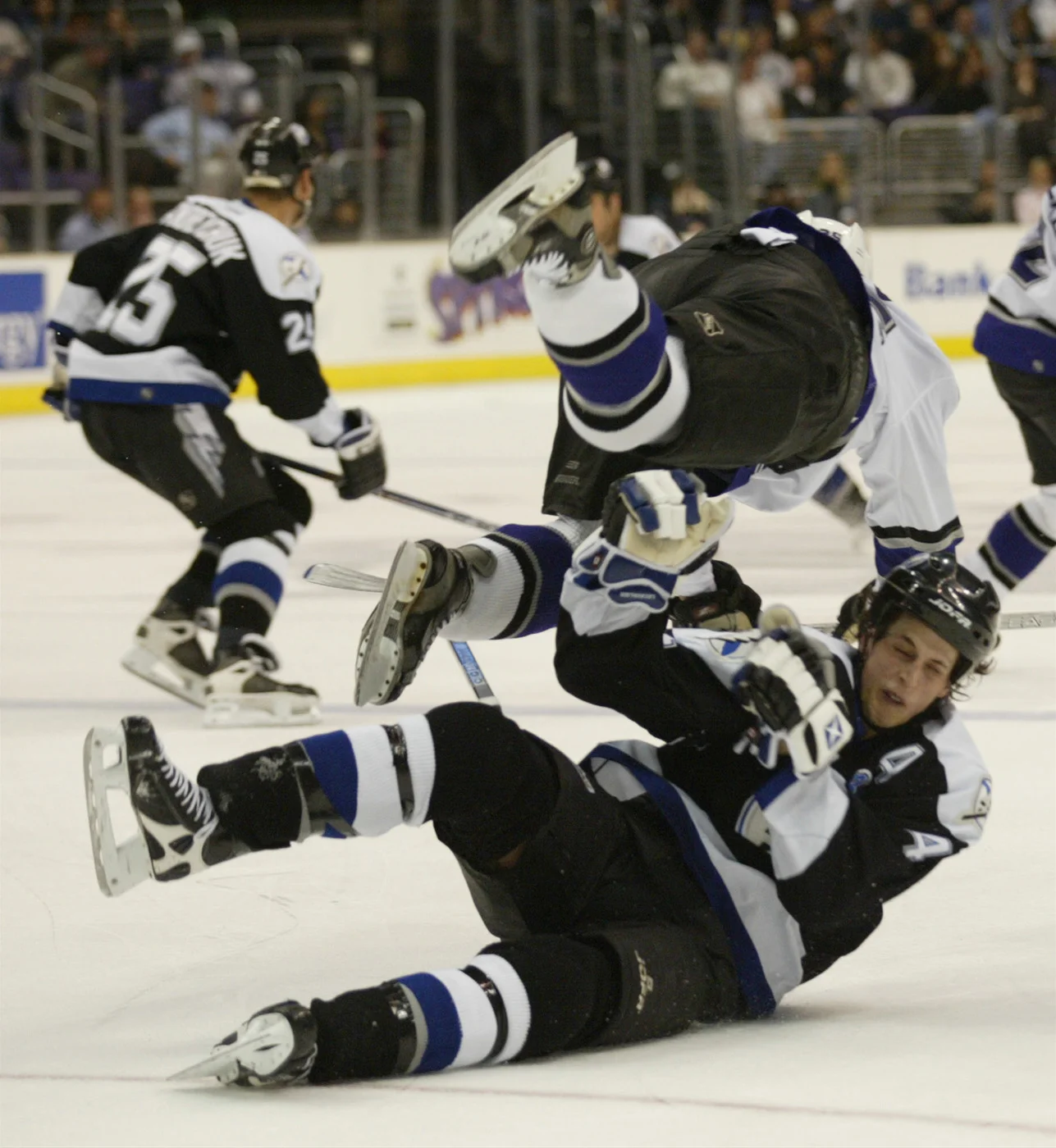 061760_kings_AMC_192.jpg