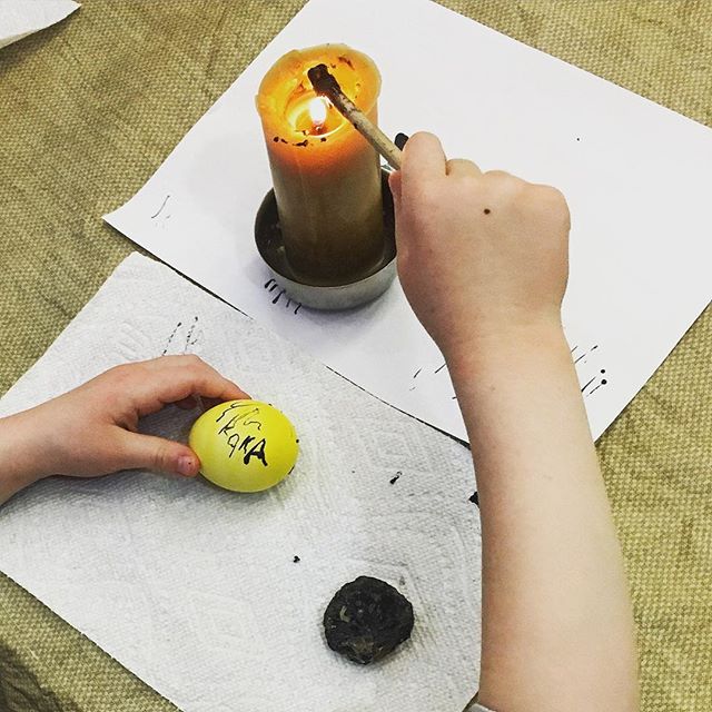Hey Toronto! We still have some spots in our Friday evening Pysanka workshop this week! Find a friend and come make a Ukrainian Easter egg! Dm for details or to sign up! Beginners to experts welcome.
.
.
#pysanka #pysanky #ukrainian #waxresist #easte