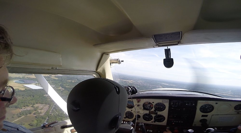 Recording Cessna in flight