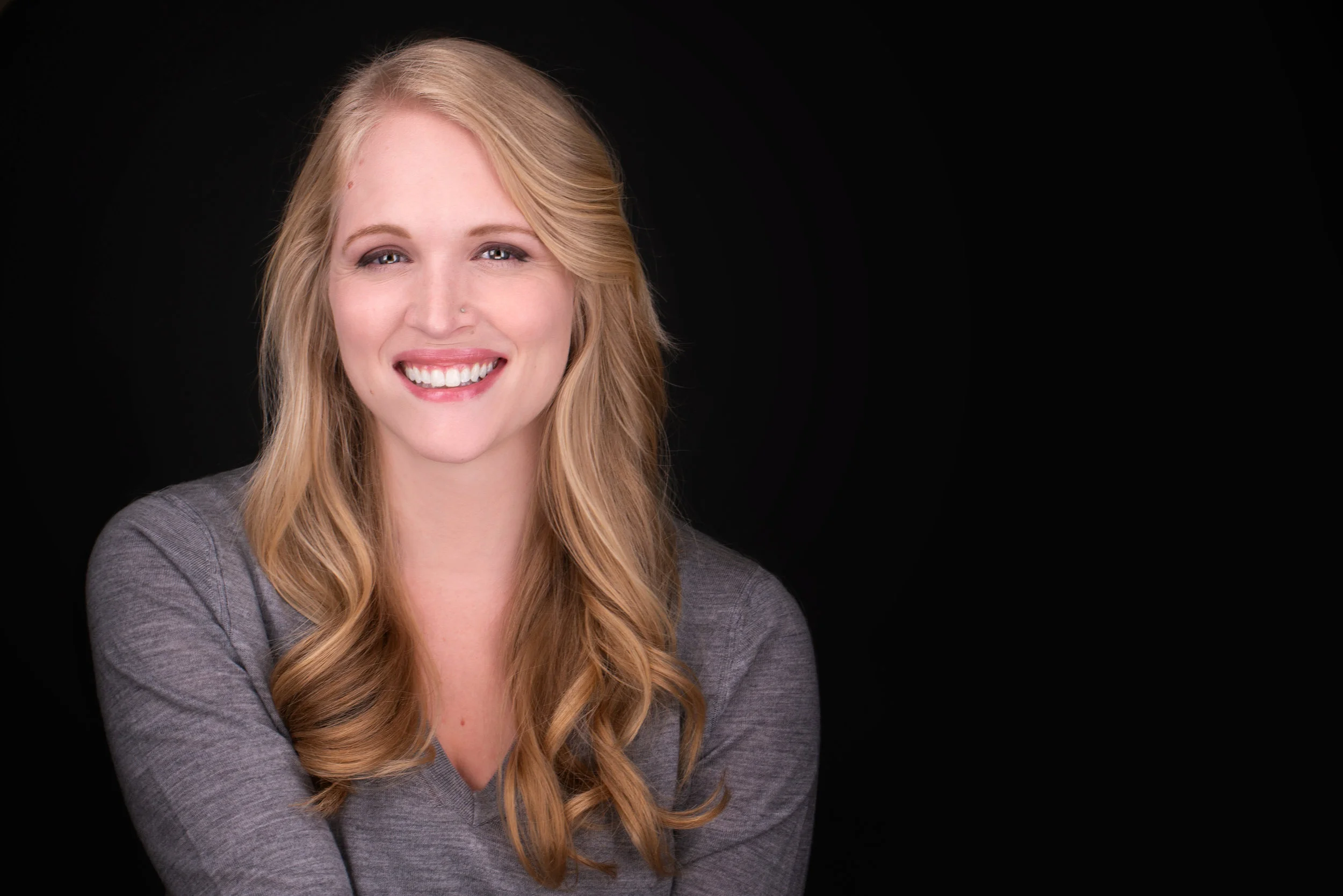 Hair and Makeup Tips for Headshots