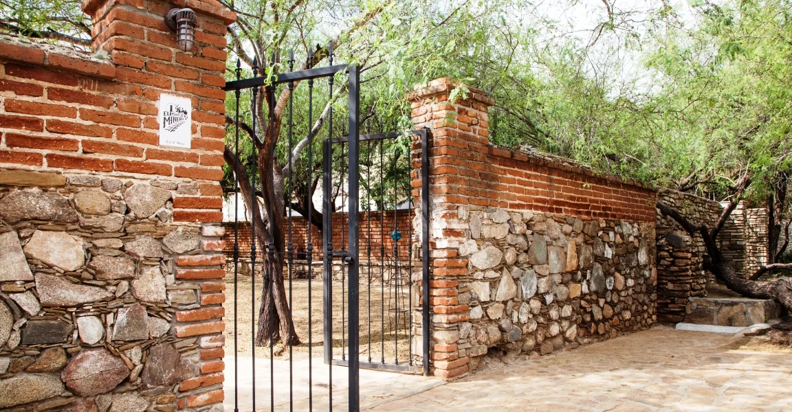 Bar El Minero Restaurant