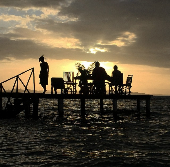 Bar surrounded by the sea. Photo by Ali Sandler
