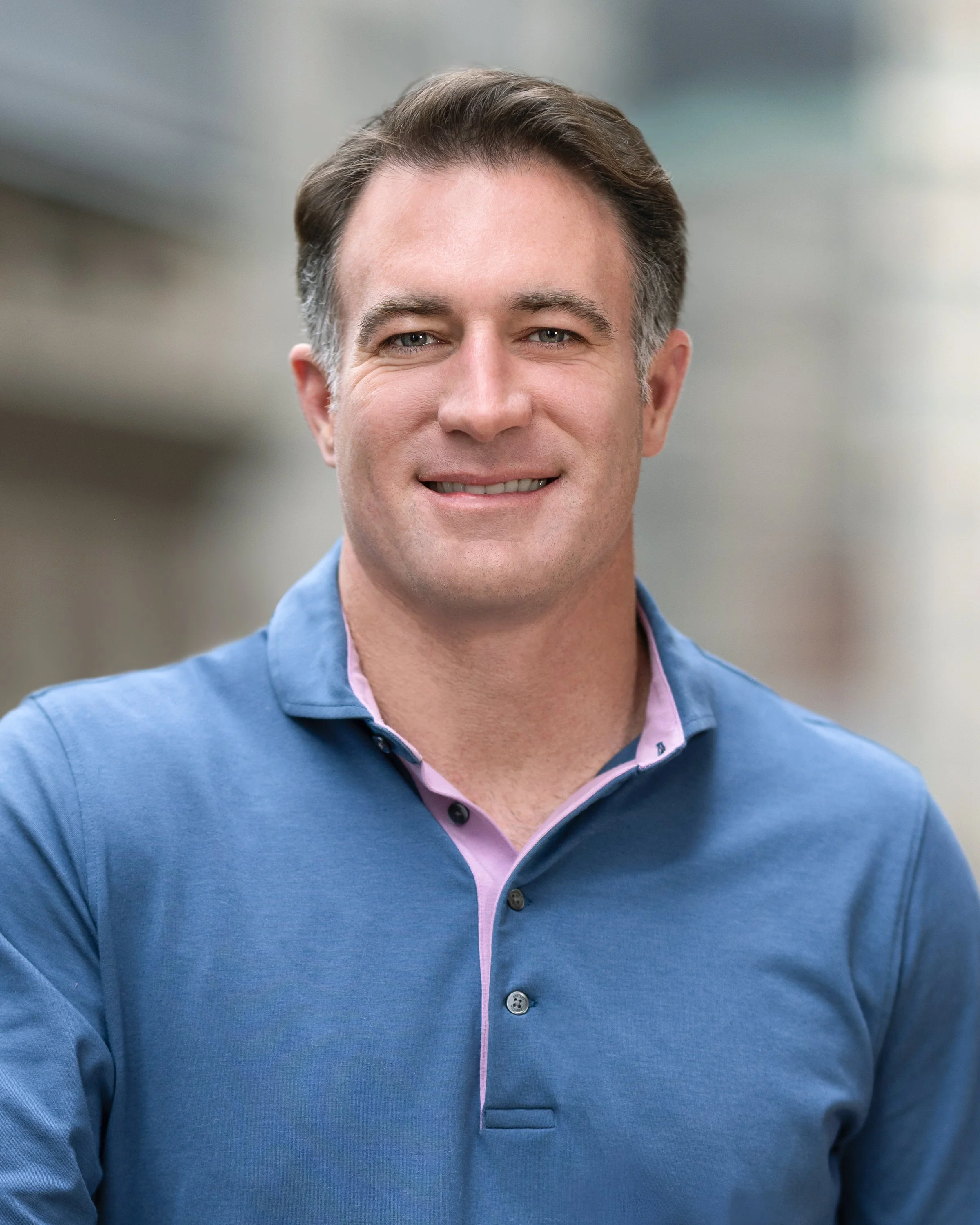 Christopher MacPhee_8x10_2177.jpg