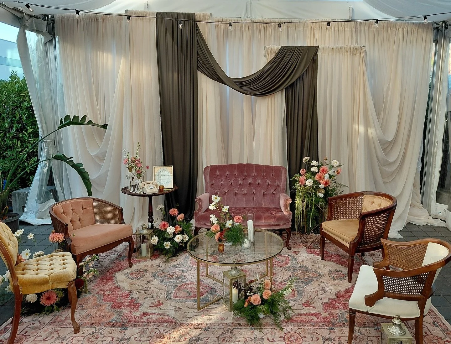 Backdrop @blockhousepdx. Thanks to @powerofloverentals for photo and furniture/rentals and to @bubblybrideplanning for coordination.