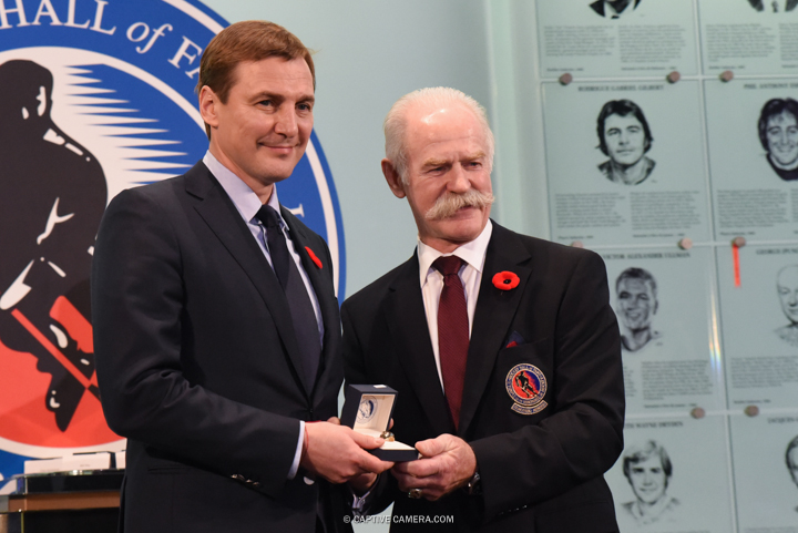  Nov. 6, 2015 (Toronto, ON) - Sergei Federov is inducted into the Hockey Hall of Fame by Chairman Lanny McDonald. 