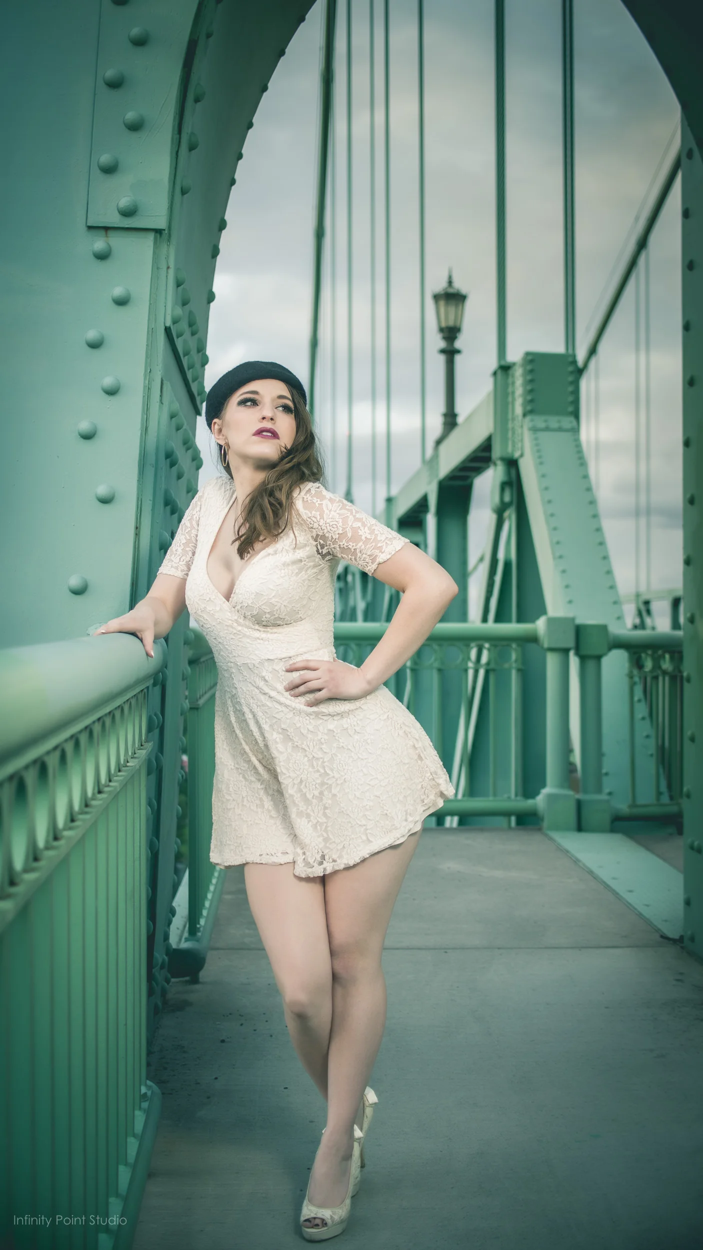 Neryssa Gladden St Johns Bridge Fashion-4.jpg