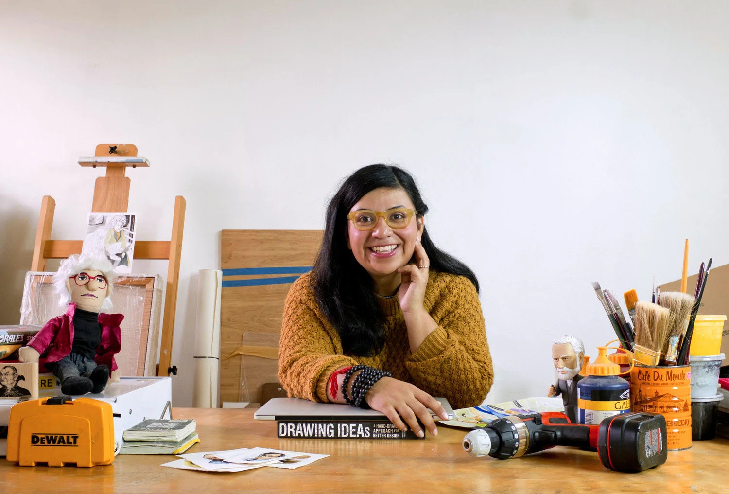 Mariaelias_bio2-rev.jpg