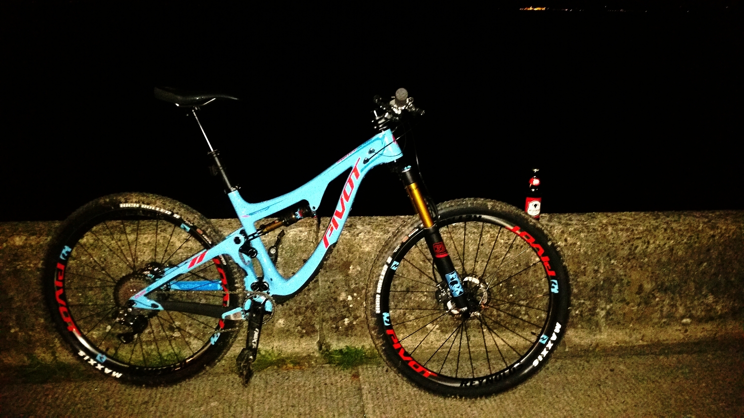 Pivot Switchblade 2
