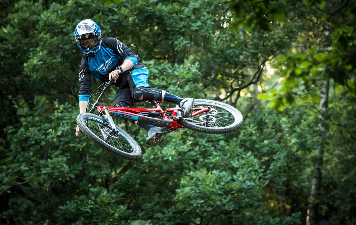 Leicht & hubstark: Pivot Firebird