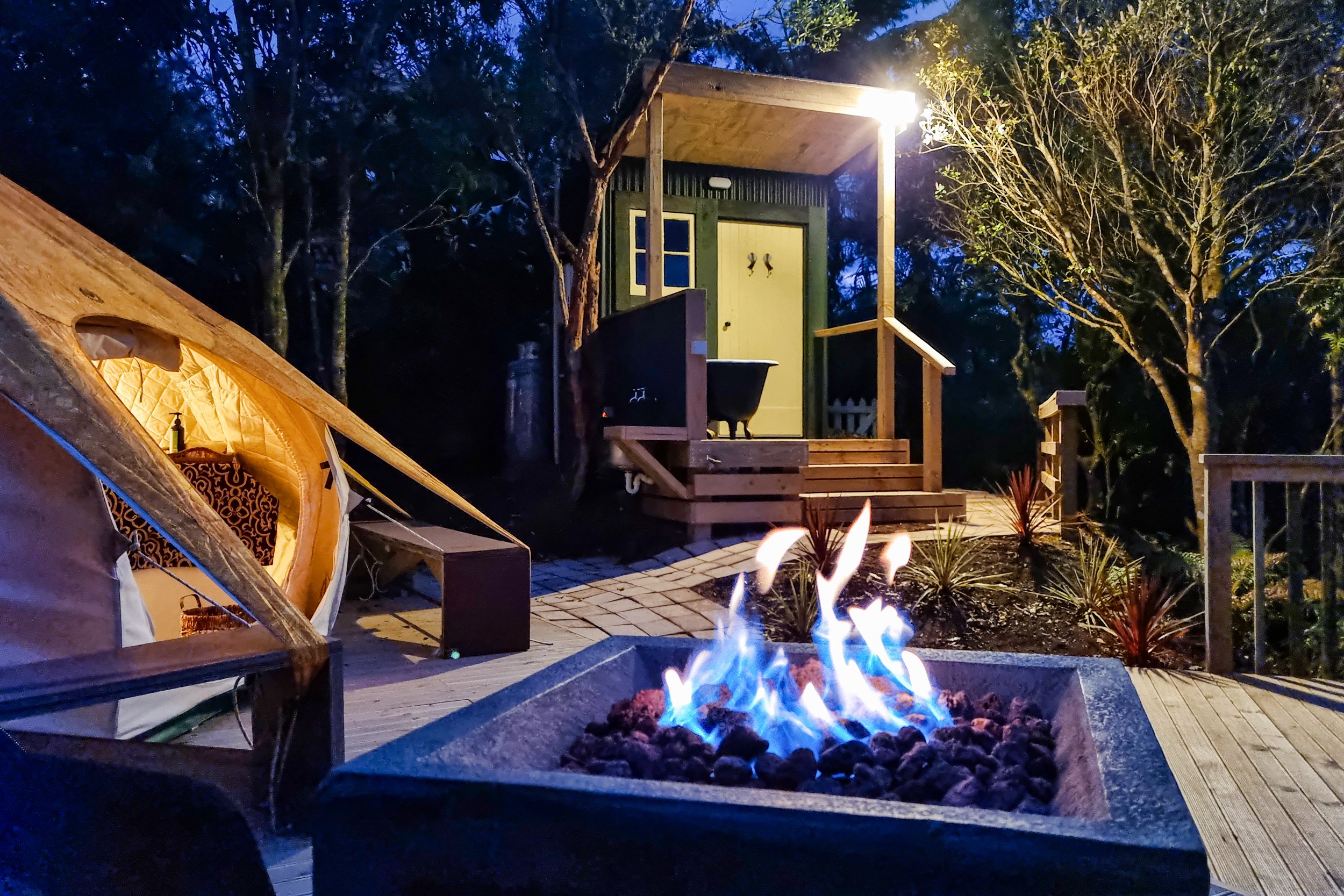 Relax and unwind next the glamping tent fire