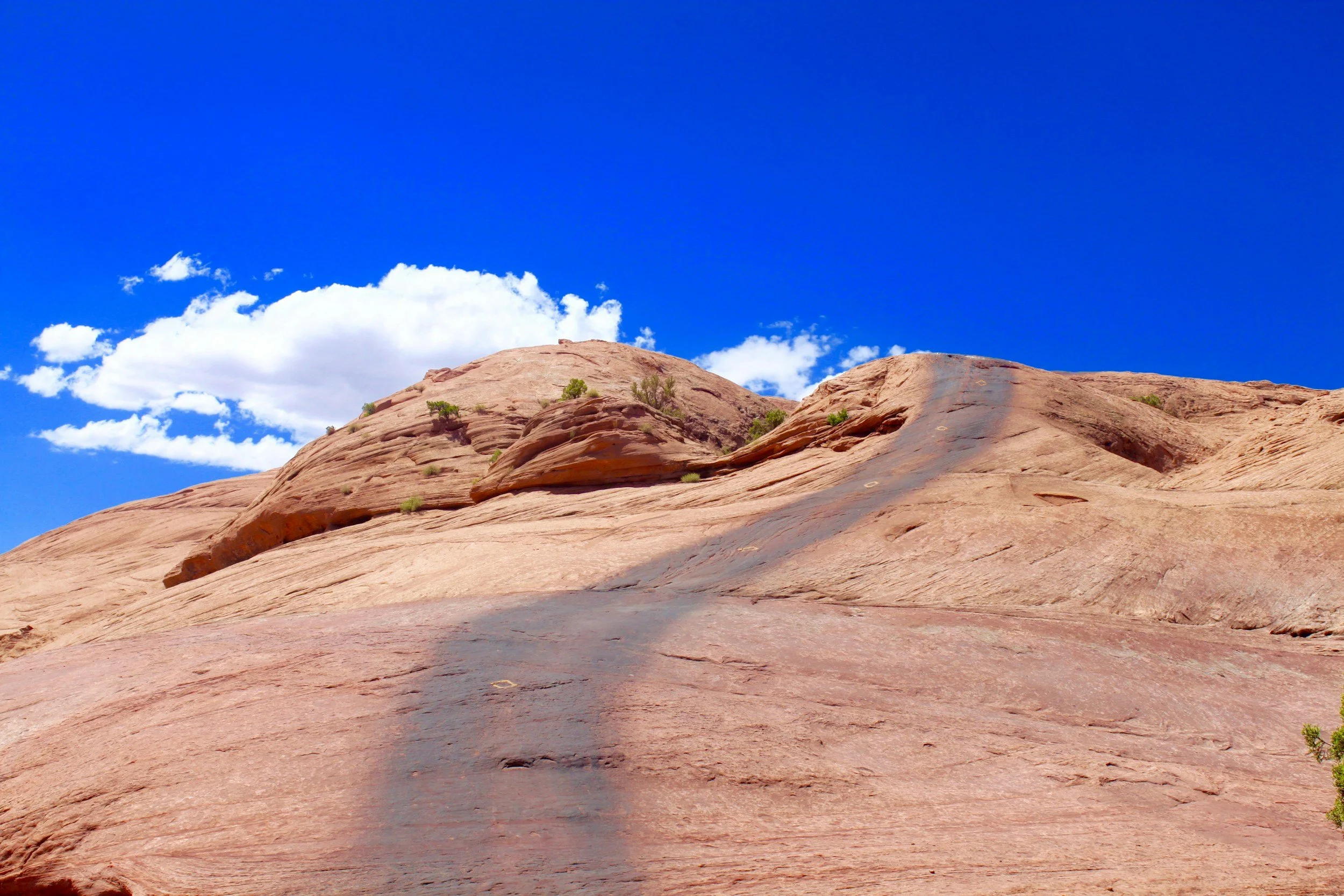 Finding Your Balance: A Simple Visual Guide to Bipolar Mood Regulation