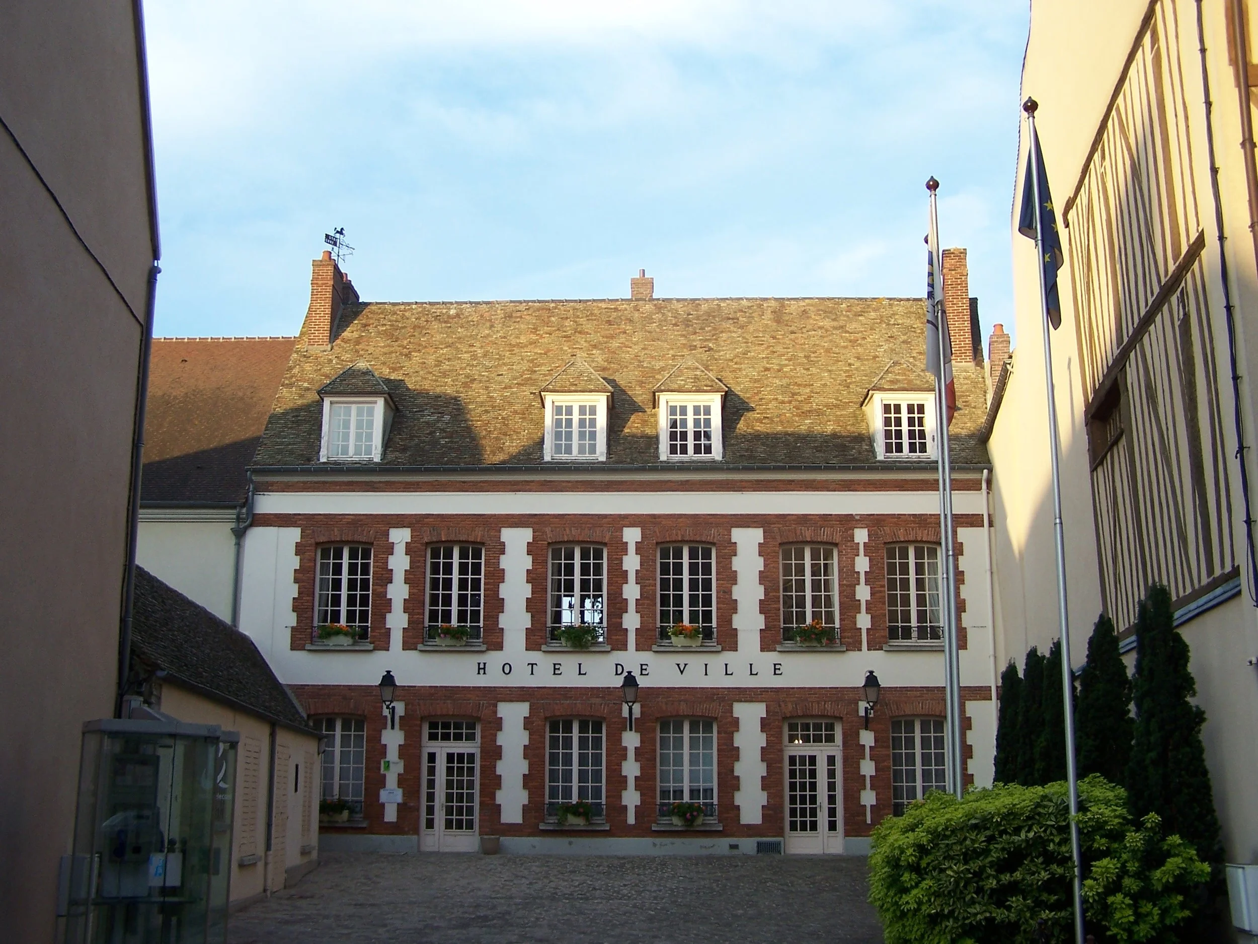 Houndan's town hall