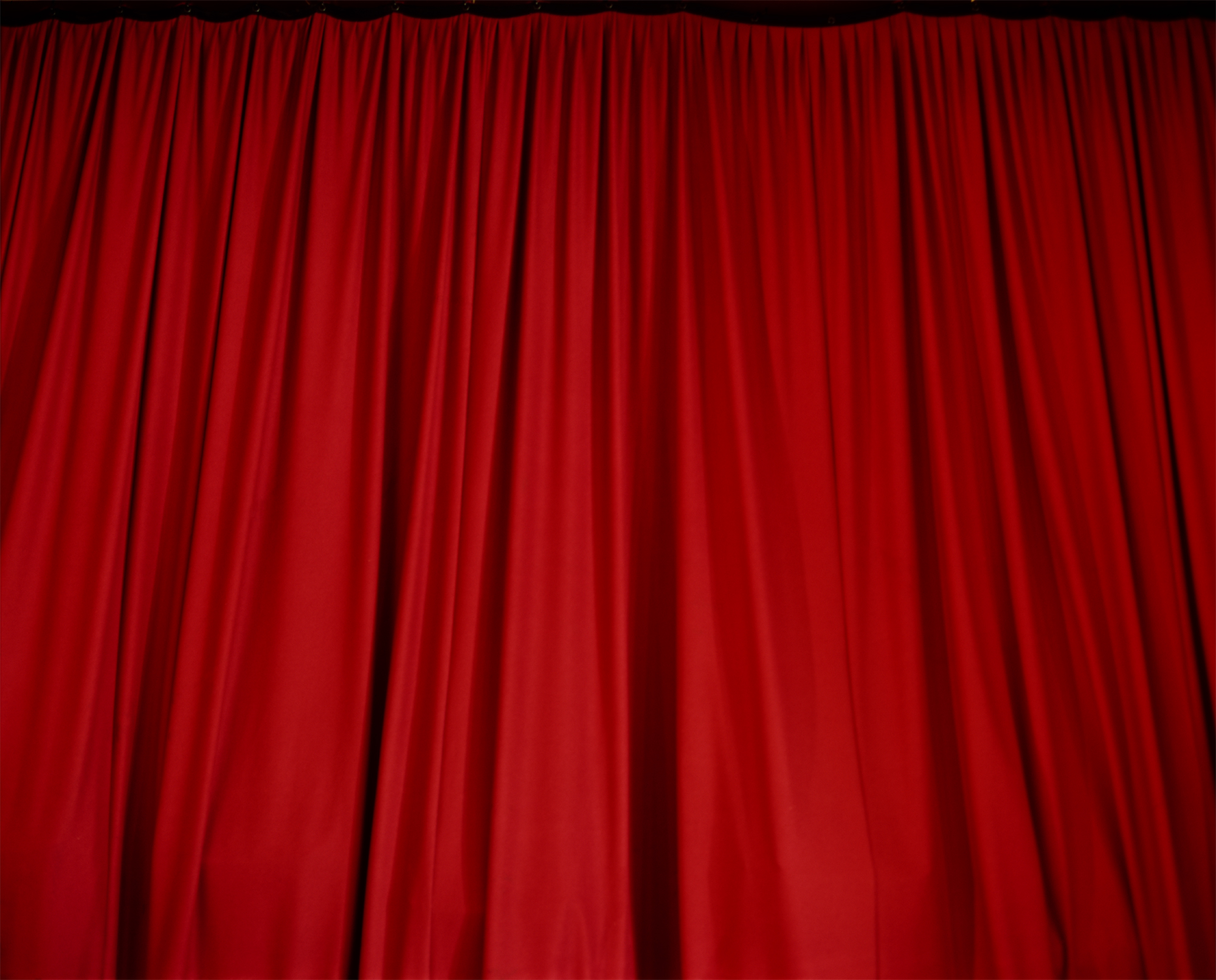 curtain1small.jpg