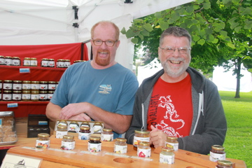 Robert & comrad~ Henderson Farms