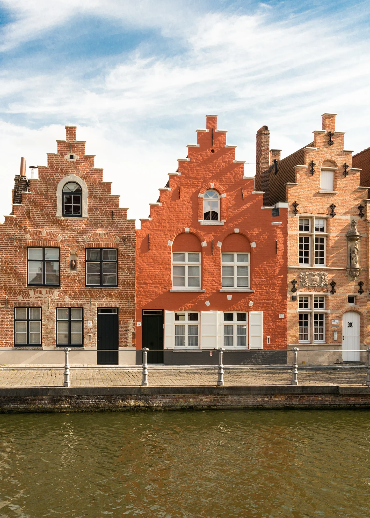 Brugges-6064v 2 wb.jpg