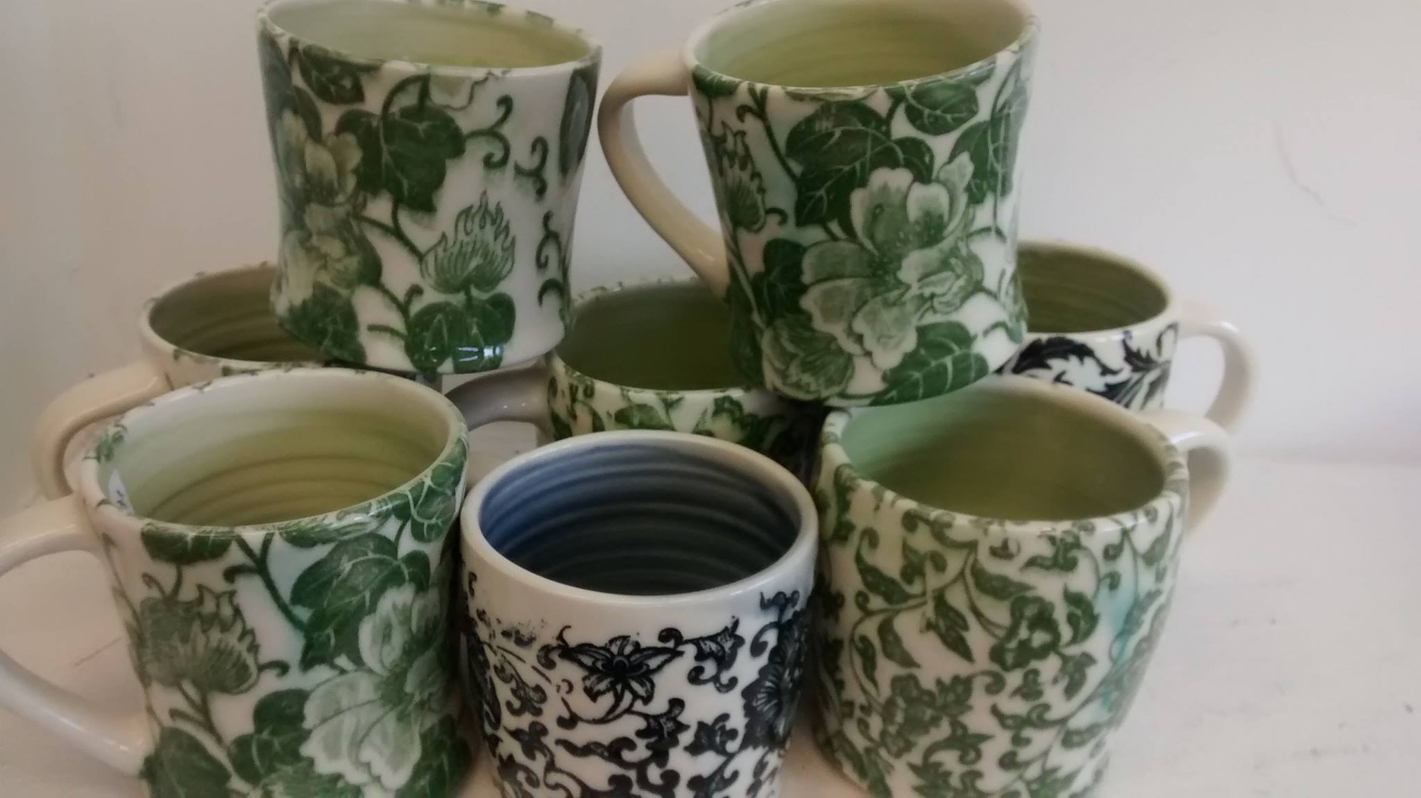 Arabesque Pottery1.jpg