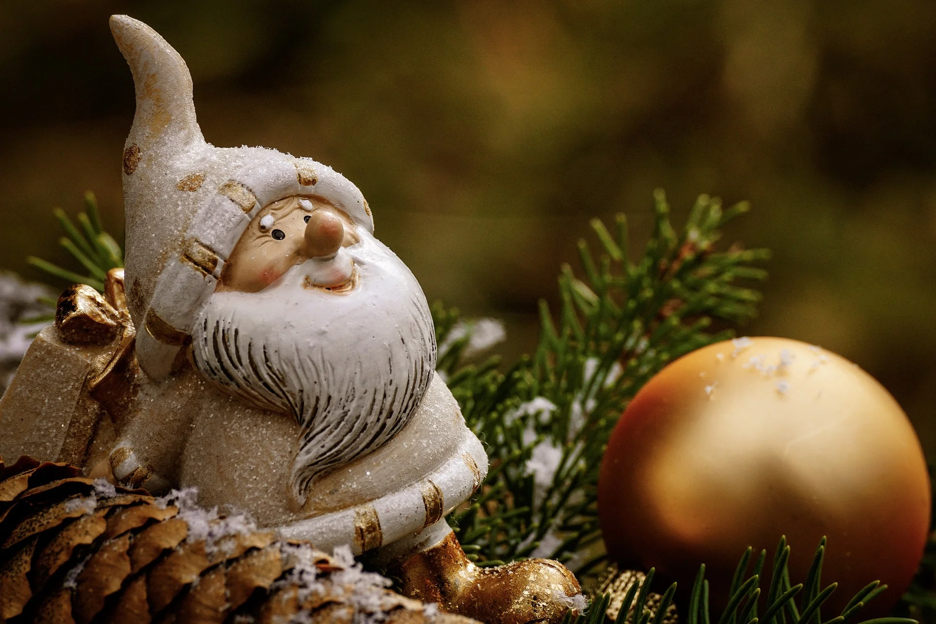 christmas-3805334_1920.jpg