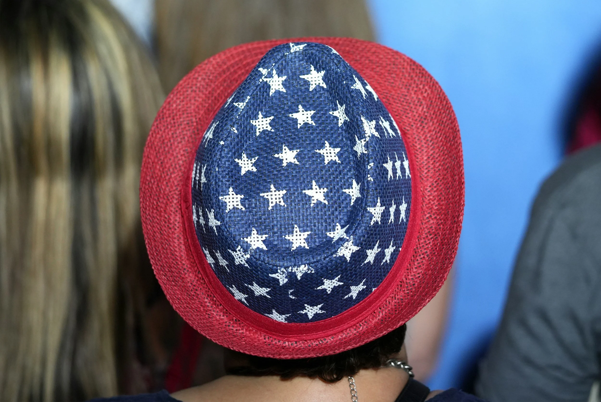 MAKE &amp; TAKE CRAFT: PATRIOTIC HATS