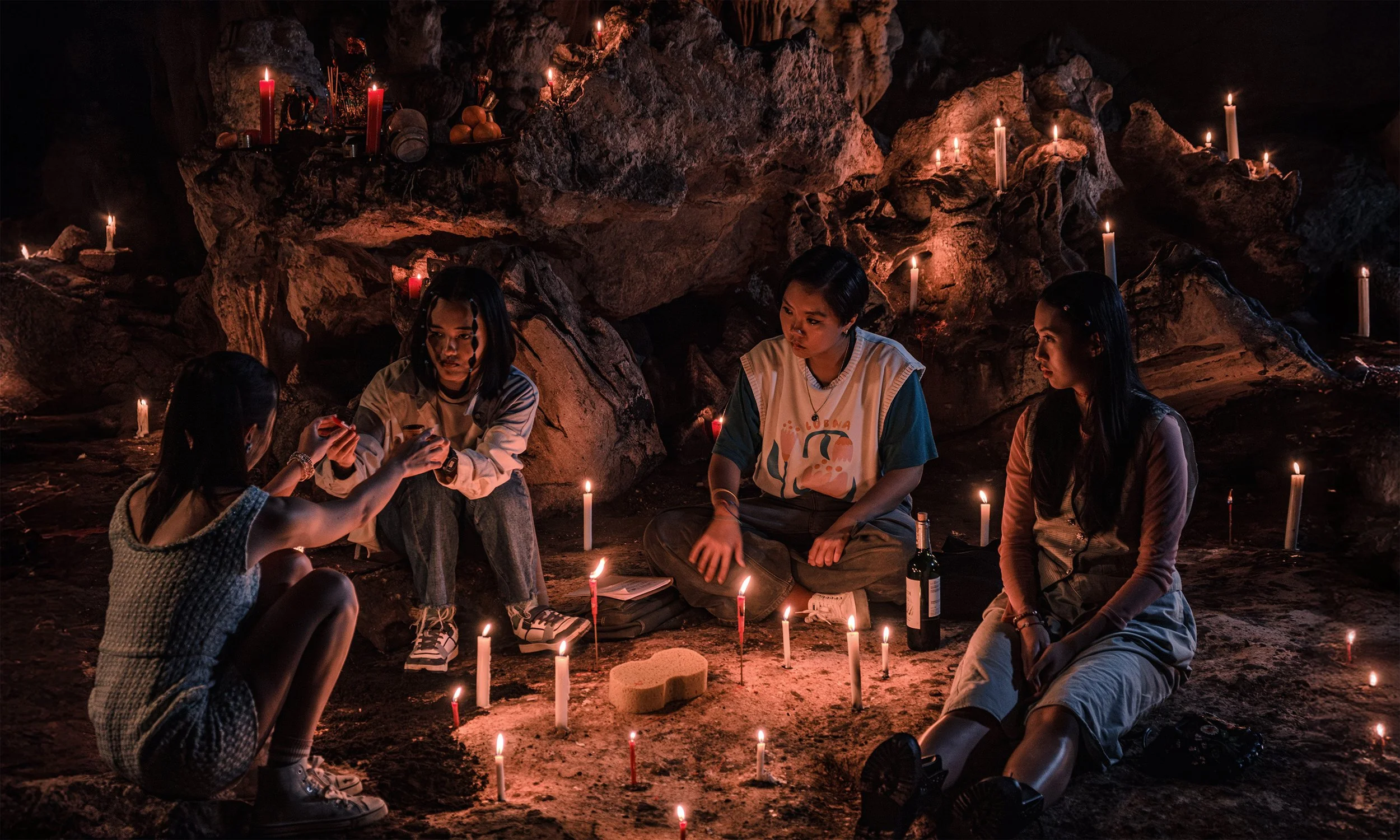 AMOEBA_02_©AKANGA FILM ASIA_POLO BOADO.jpg