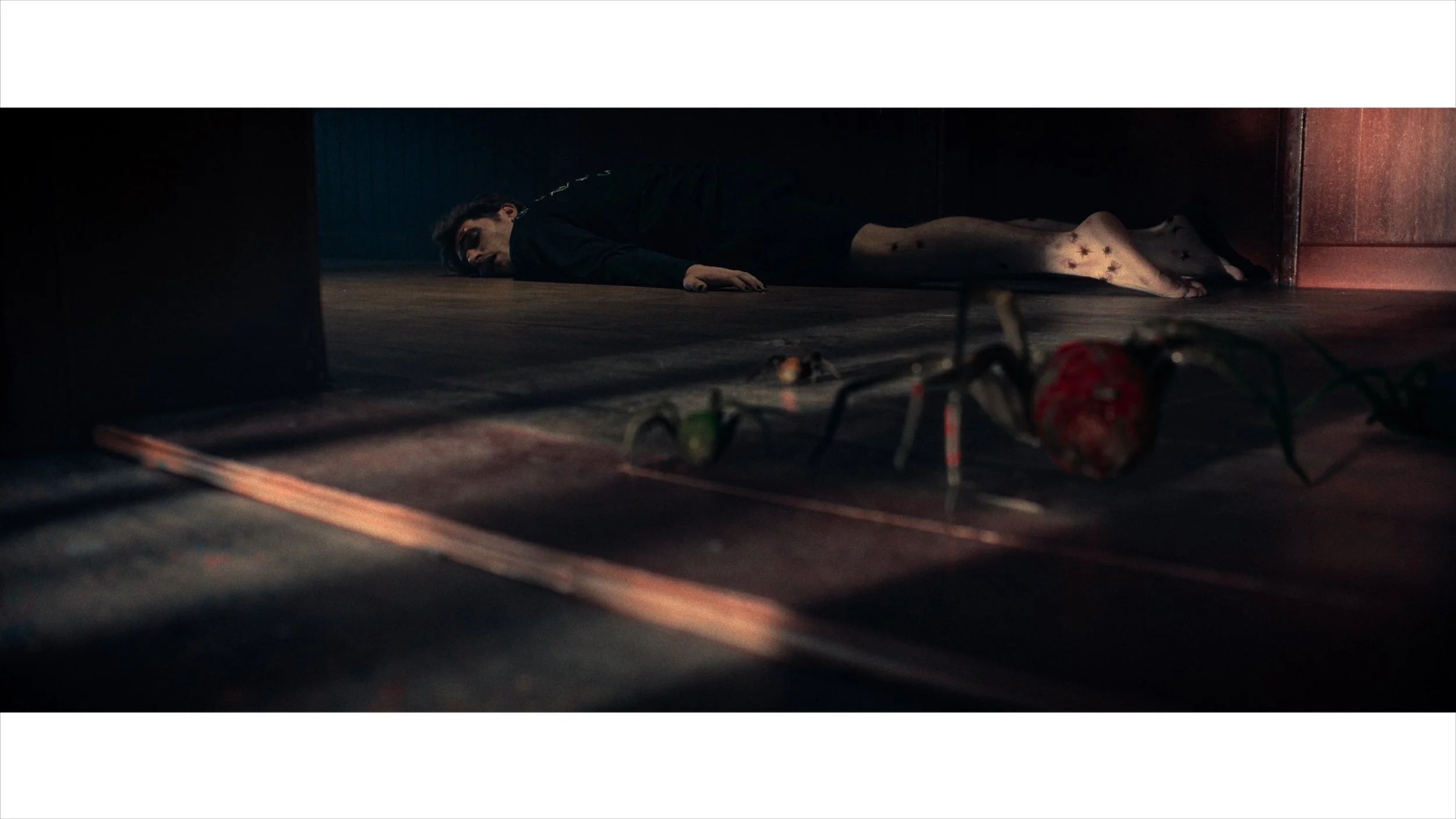 Crawlers-4.jpeg