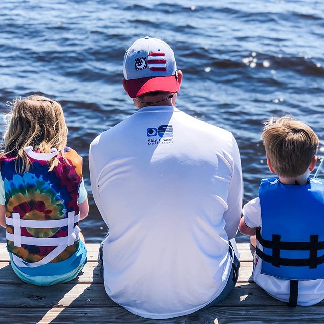 Happy Father&rsquo;s Day and Tight Lines!

#fathersdaygifts #fathersday #fishing #fatherson #fatherdaughter #inshorefishing #offshorefishing #performanceshirts #truckerhats #startthemyoung #summer