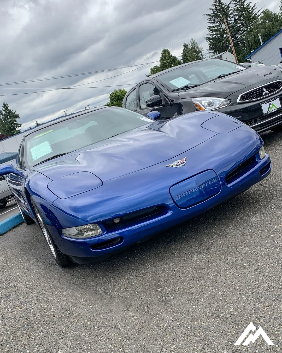 Blue-Corvette.jpg