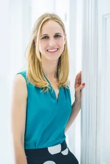 Hayley Pedrick, trained with appleyoga