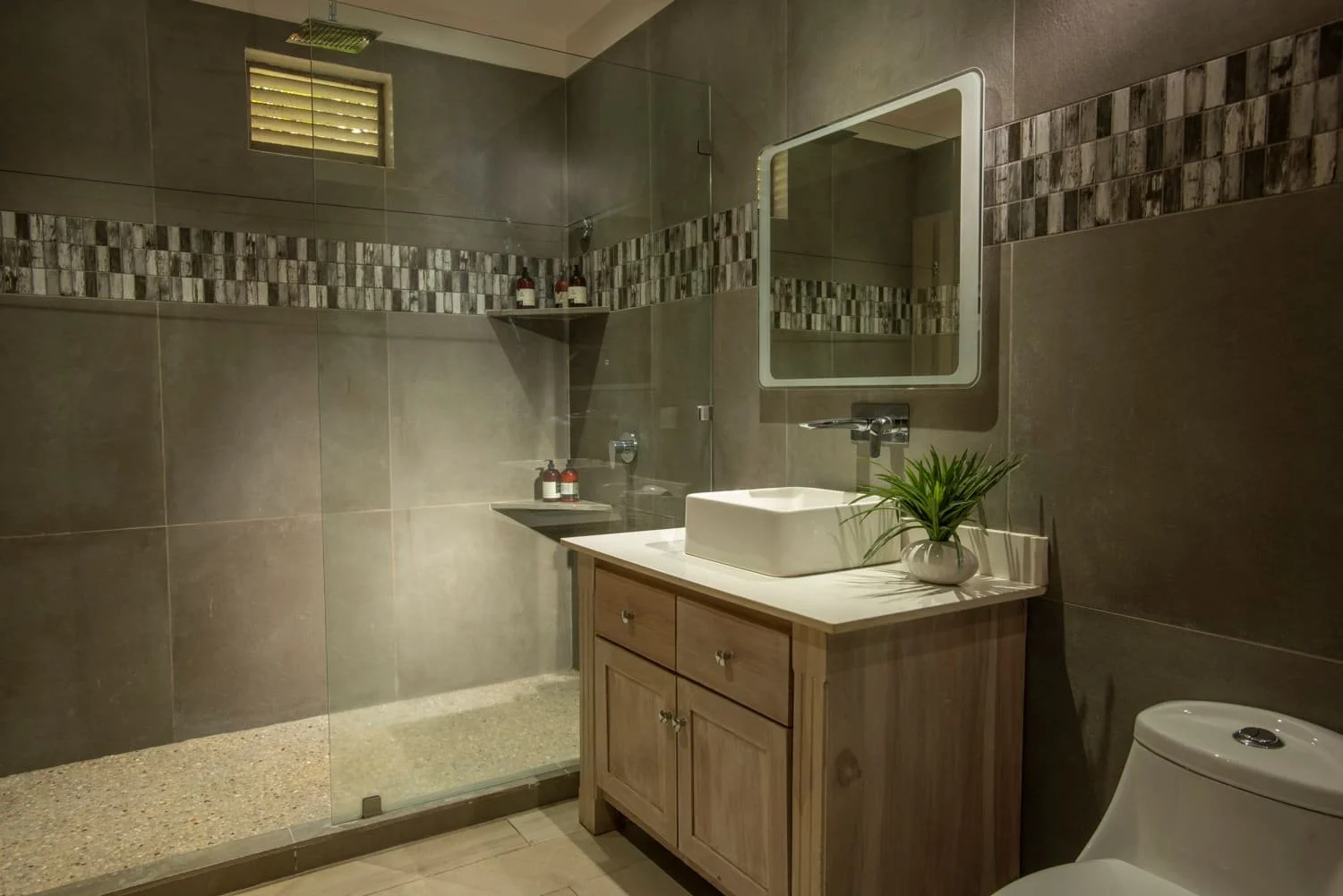 caista-deluxe-04.jpg