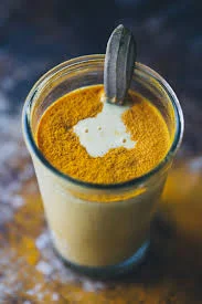 Turmeric's Amazing Benefits for Beautiful Health + Bonus Smoothie Recipe!