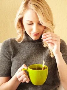 Is your tea bag risking your health?  The top 5 tea ingredients to watch for!