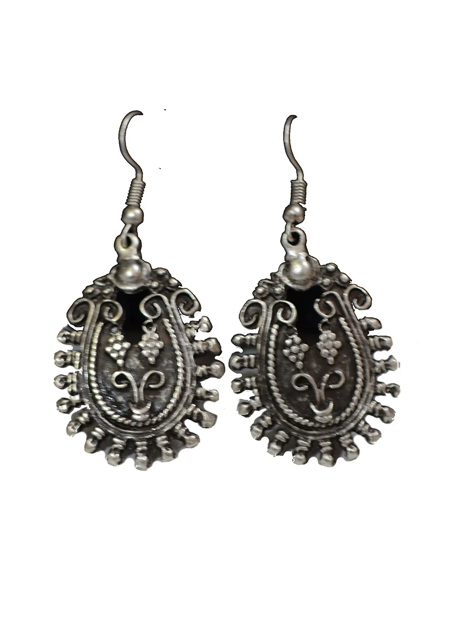 earing slv engraved.jpg