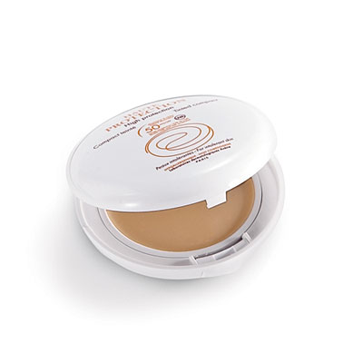 Summer Travel: Waterproof Makeup To Beat the Heat