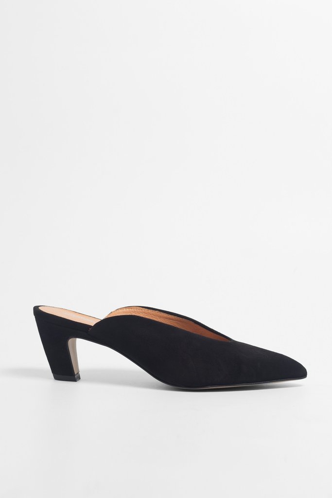 Per Suede Mule (Black) $190