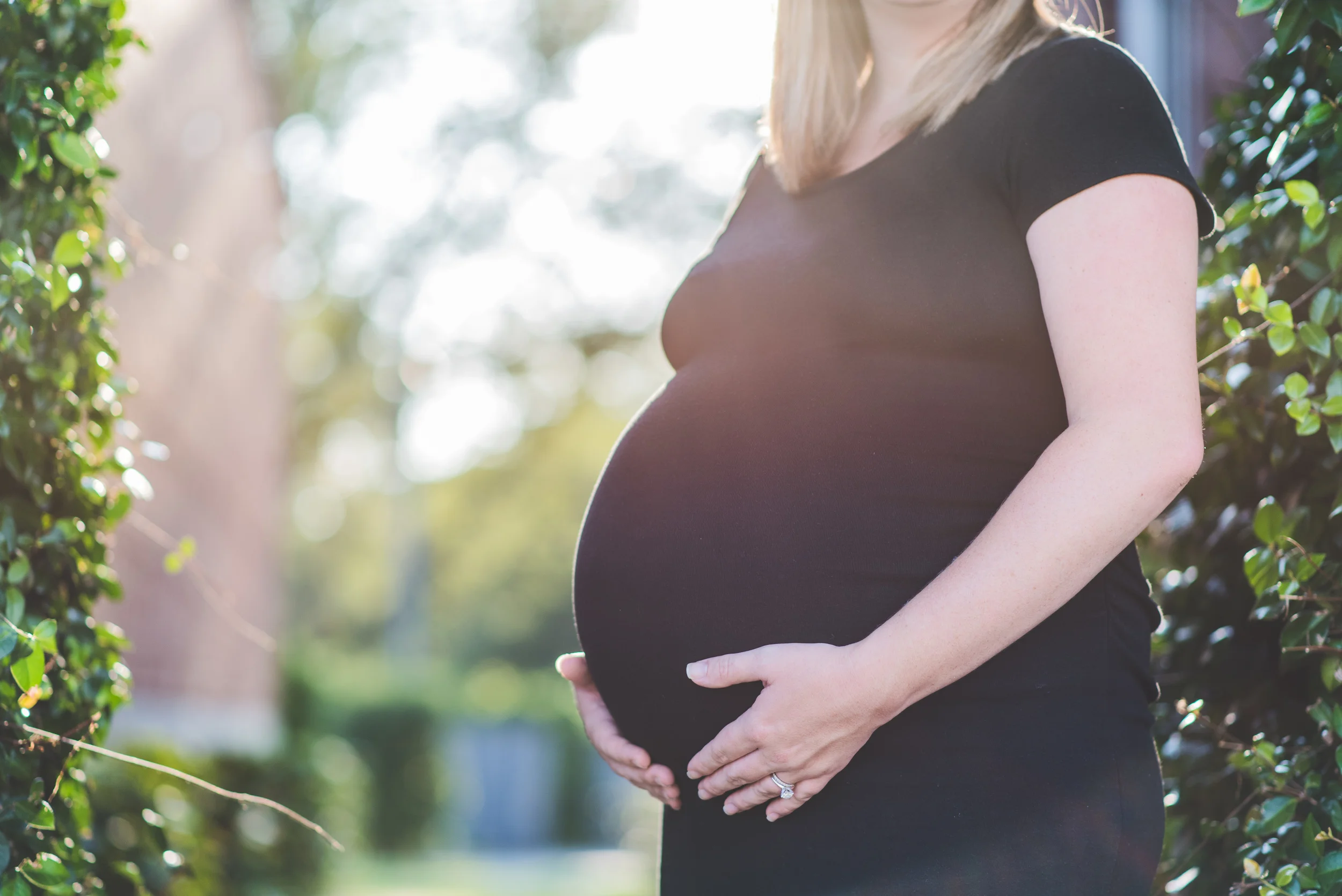 Waiting on Baby Brother {Cumming Family &amp; Maternity Photographer}
