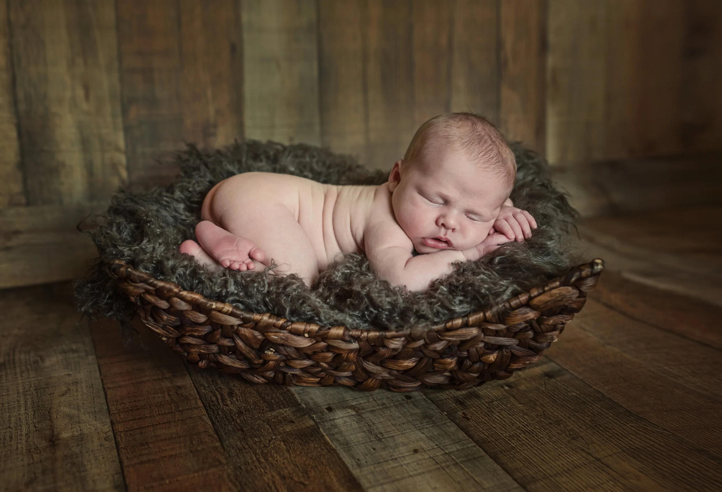 Newborn baby photographer in Cumming GA