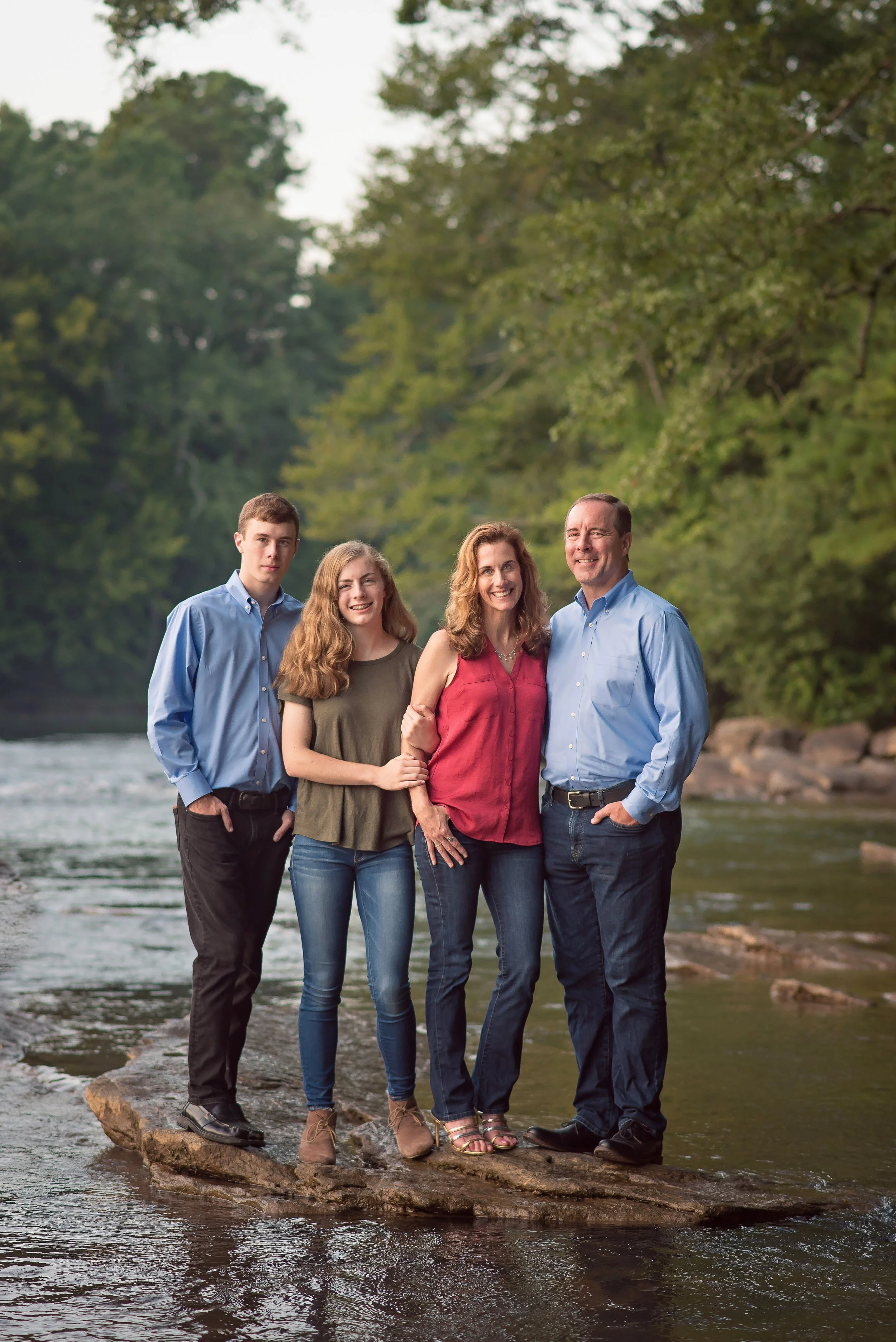 20180812.WoodFamilySession.039Edit.jpg
