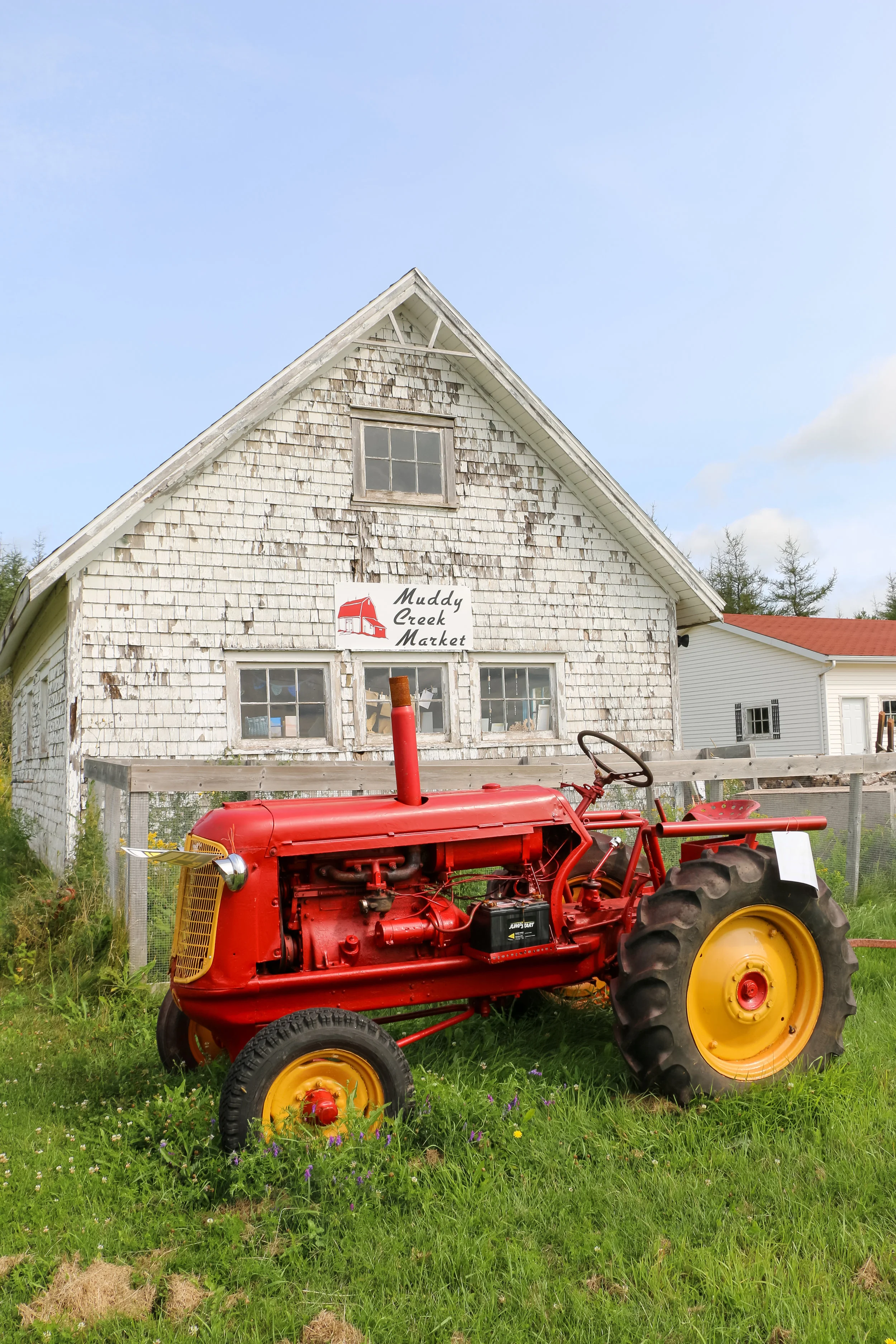 i know this doesn't have to be said...but...i totally want that tractor.