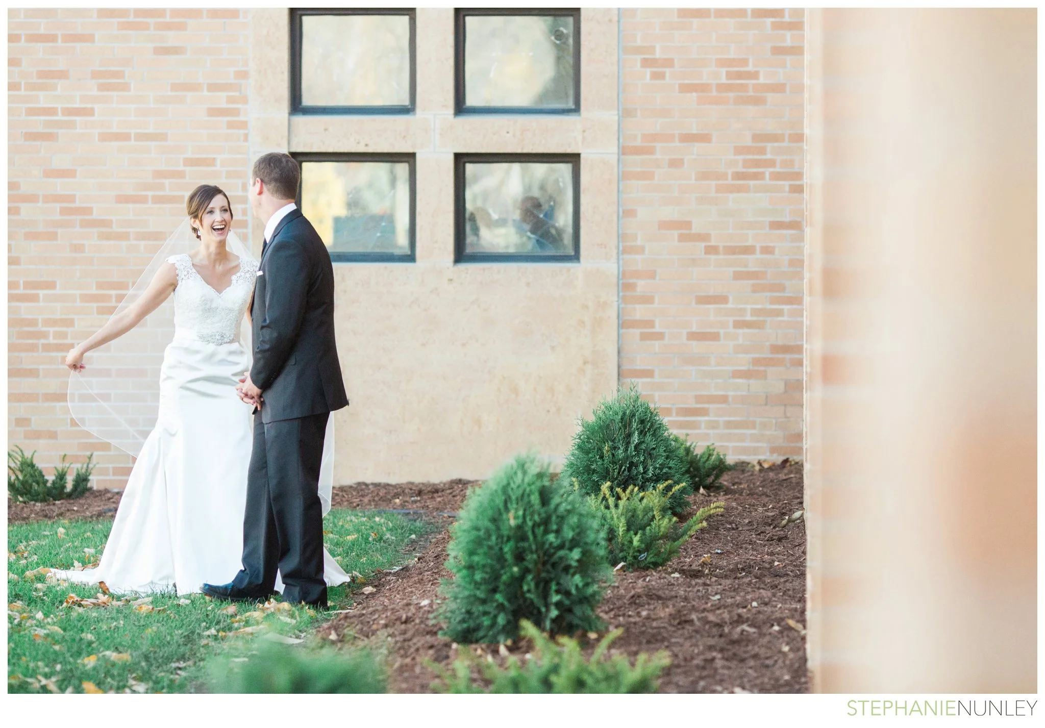 light-airy-minnesota-wedding-photography-014