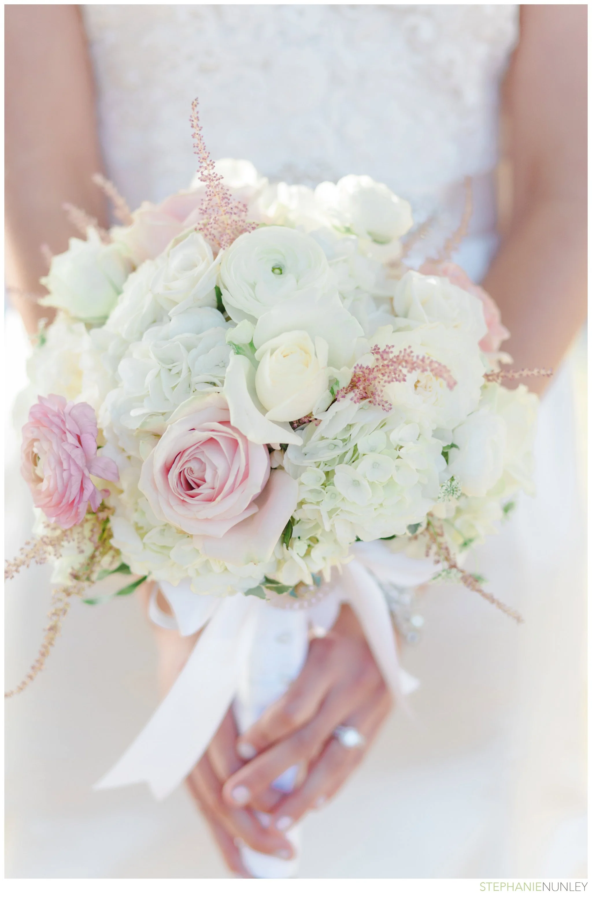 light-airy-minnesota-wedding-photography-040