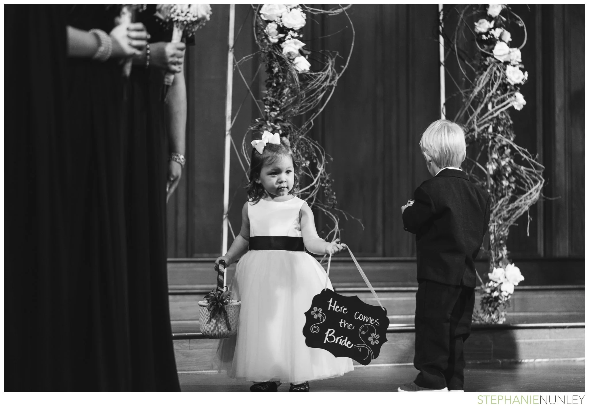 peach-and-navy-wedding-photos-019
