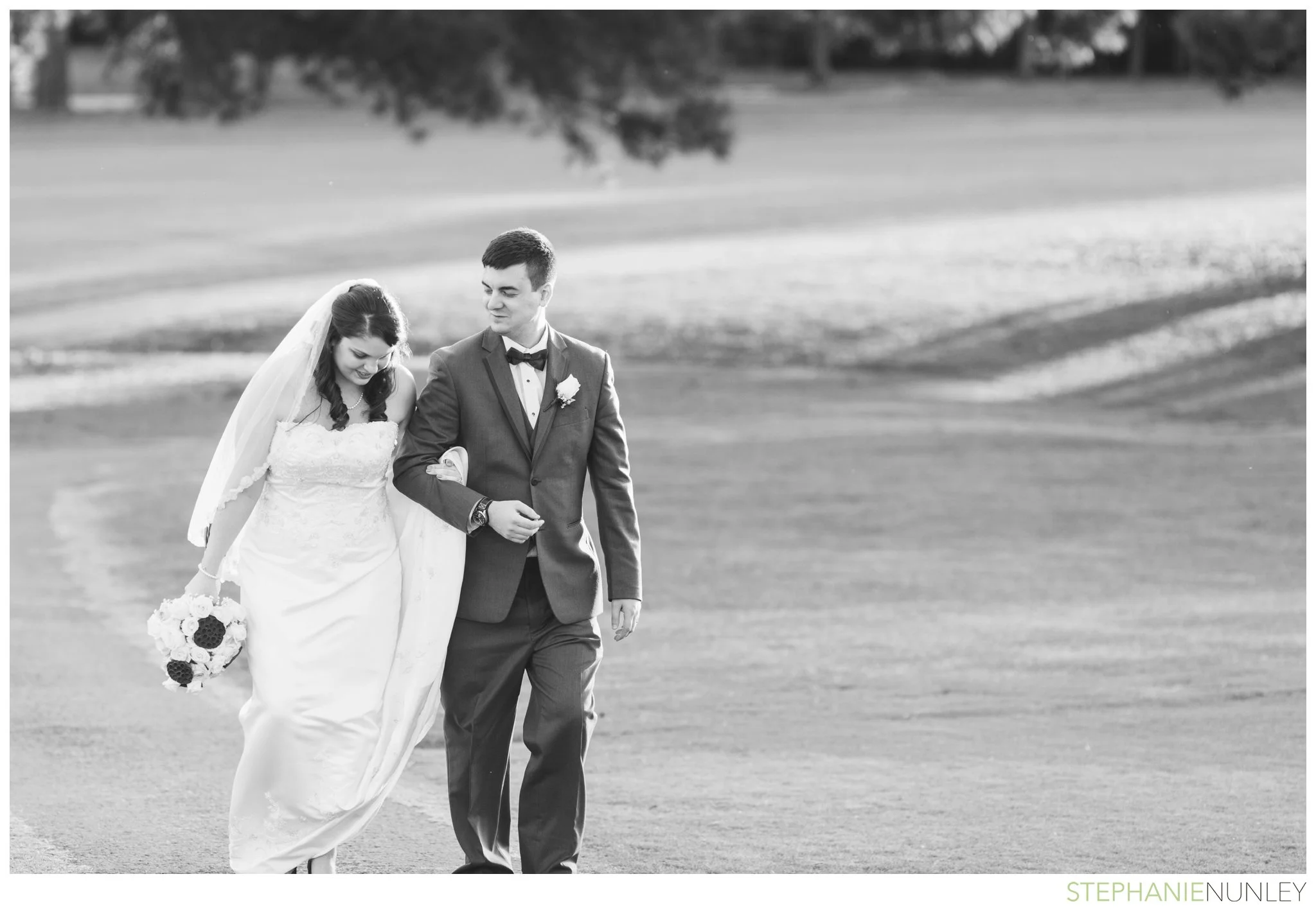 peach-and-navy-wedding-photos-036