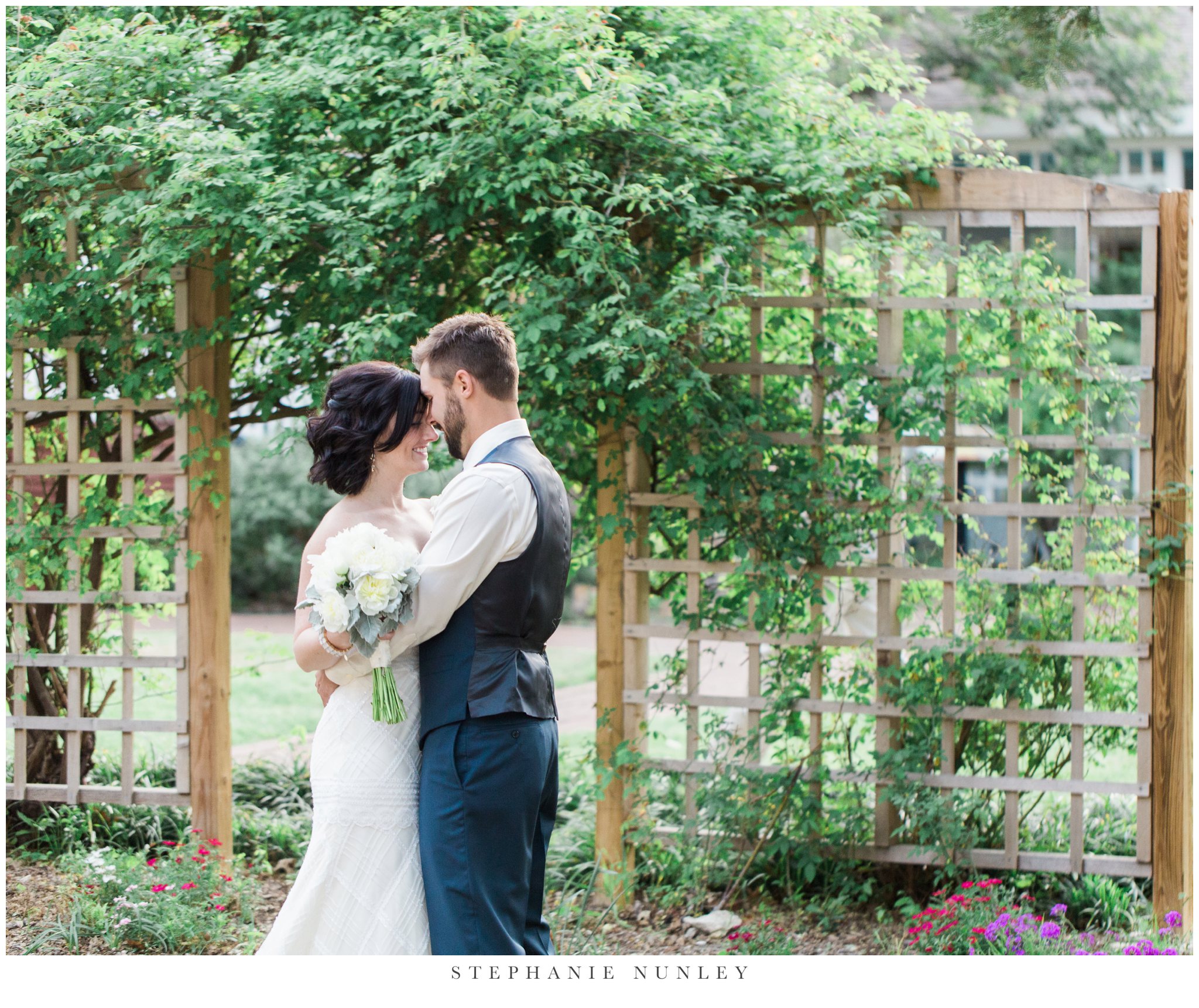 chestnut-square-historical-village-wedding-photos-0050.jpg