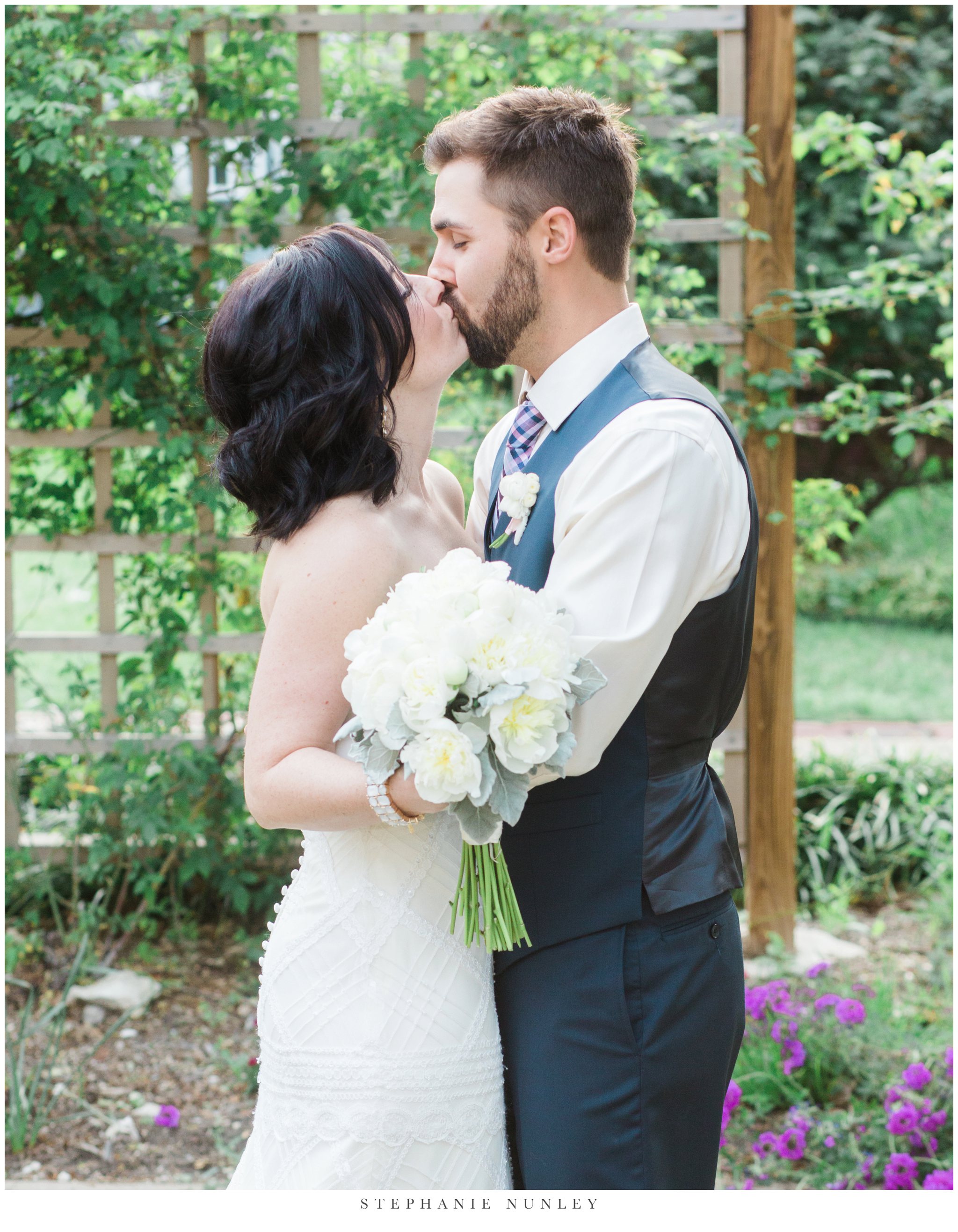 chestnut-square-historical-village-wedding-photos-0051.jpg