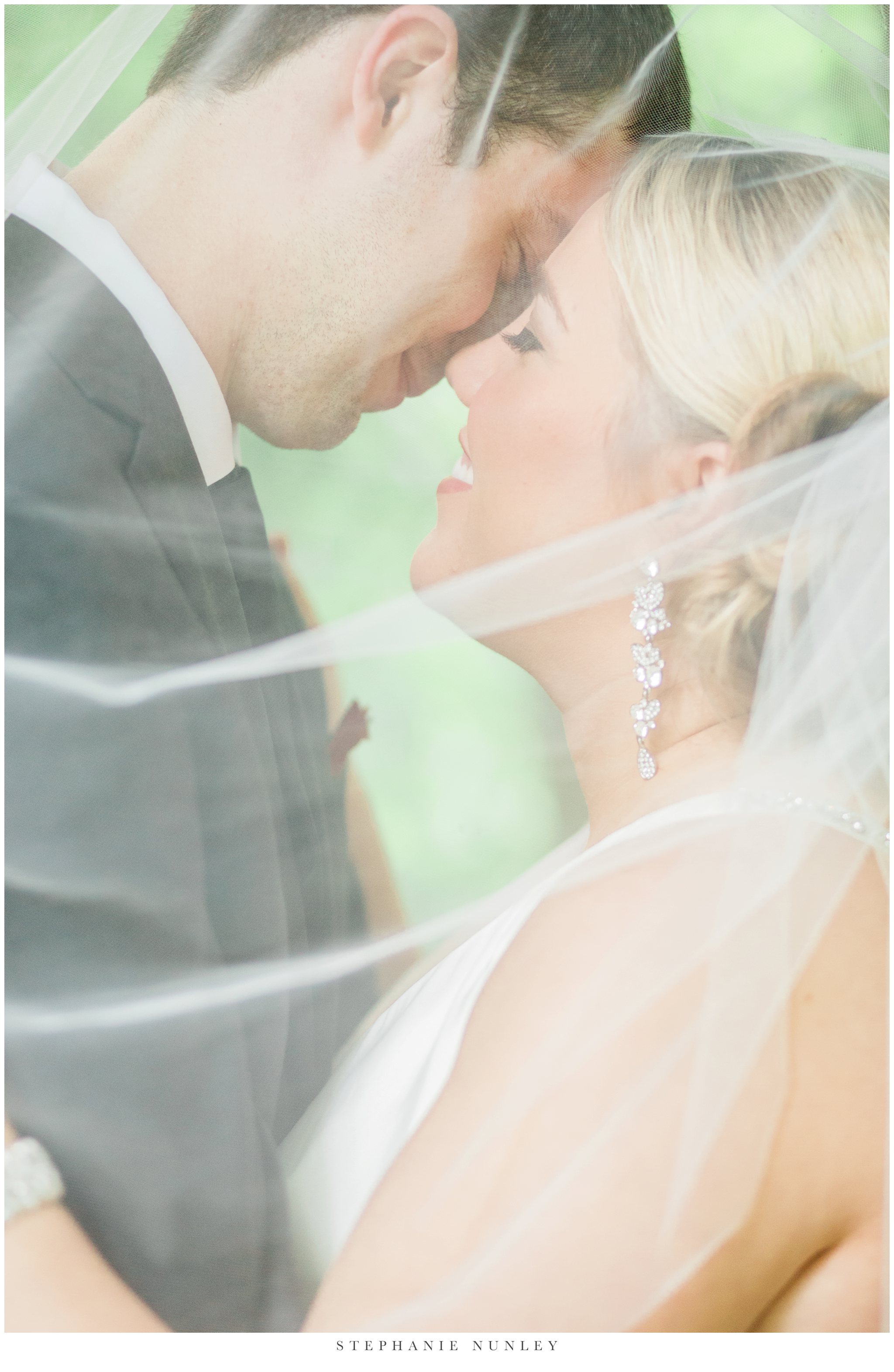 st-anthonys-chapel-on-the-creek-wedding-photos-0023.jpg