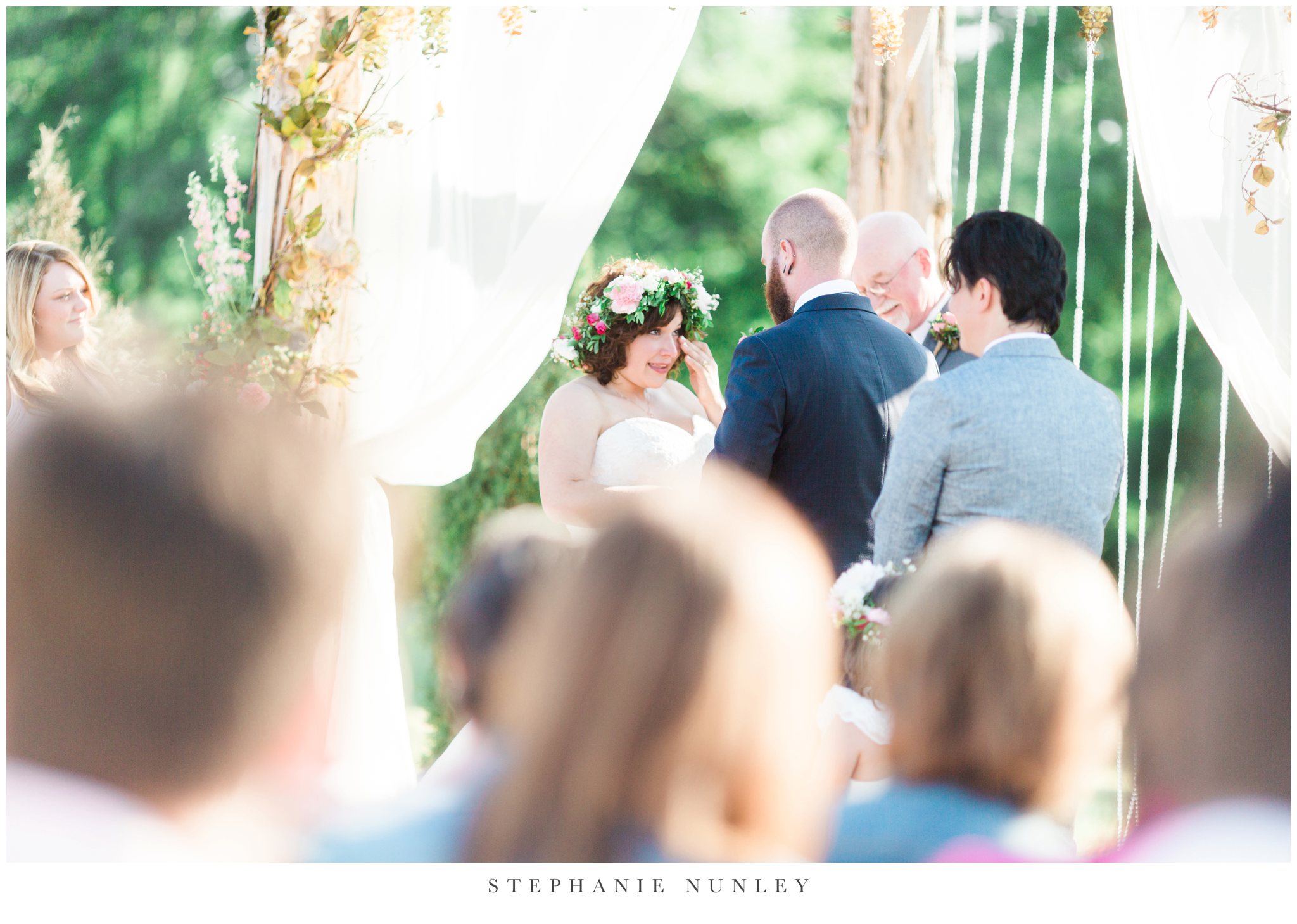 romantic-outdoor-wedding-with-flower-crown-0094.jpg