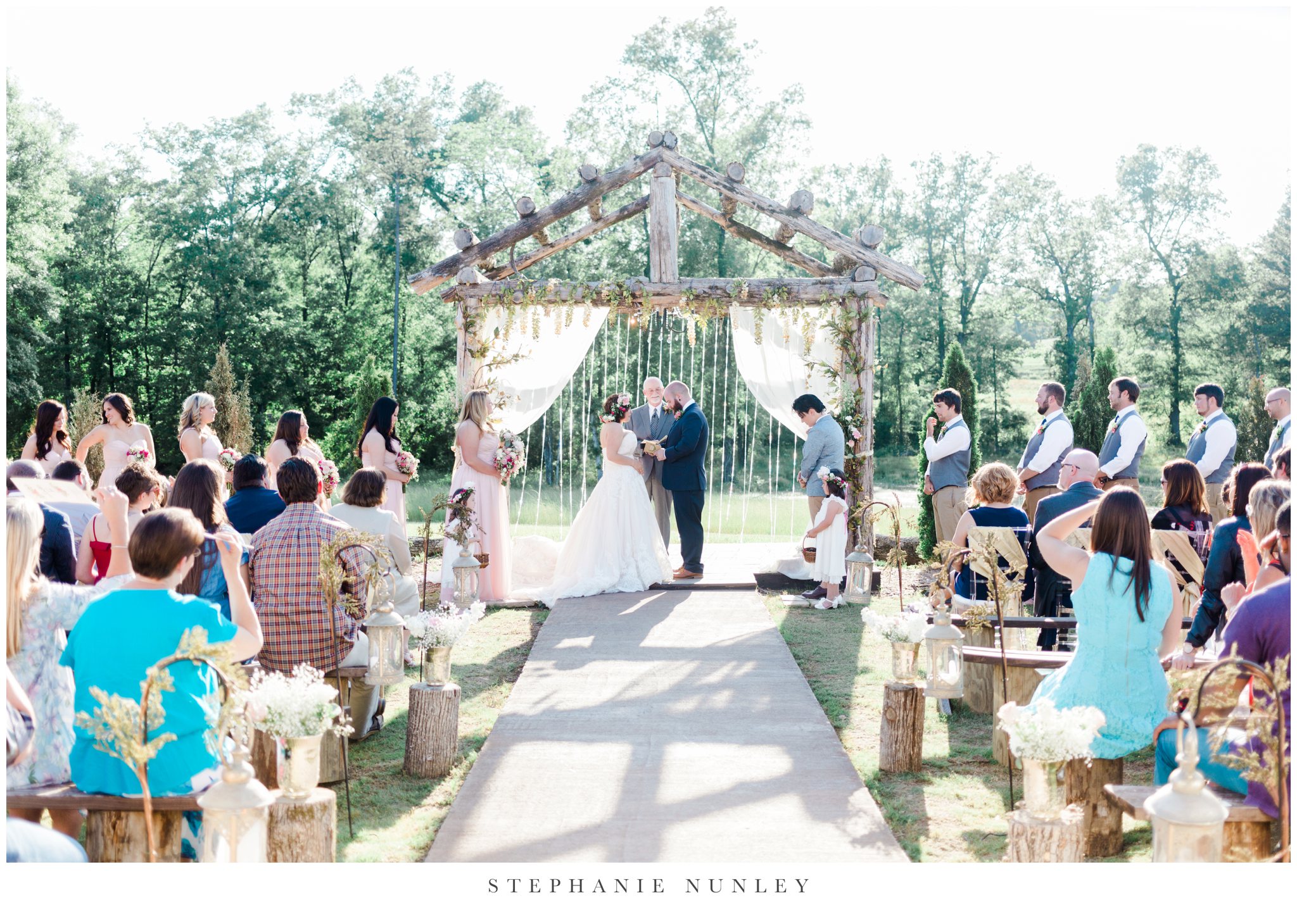 romantic-outdoor-wedding-with-flower-crown-0099.jpg