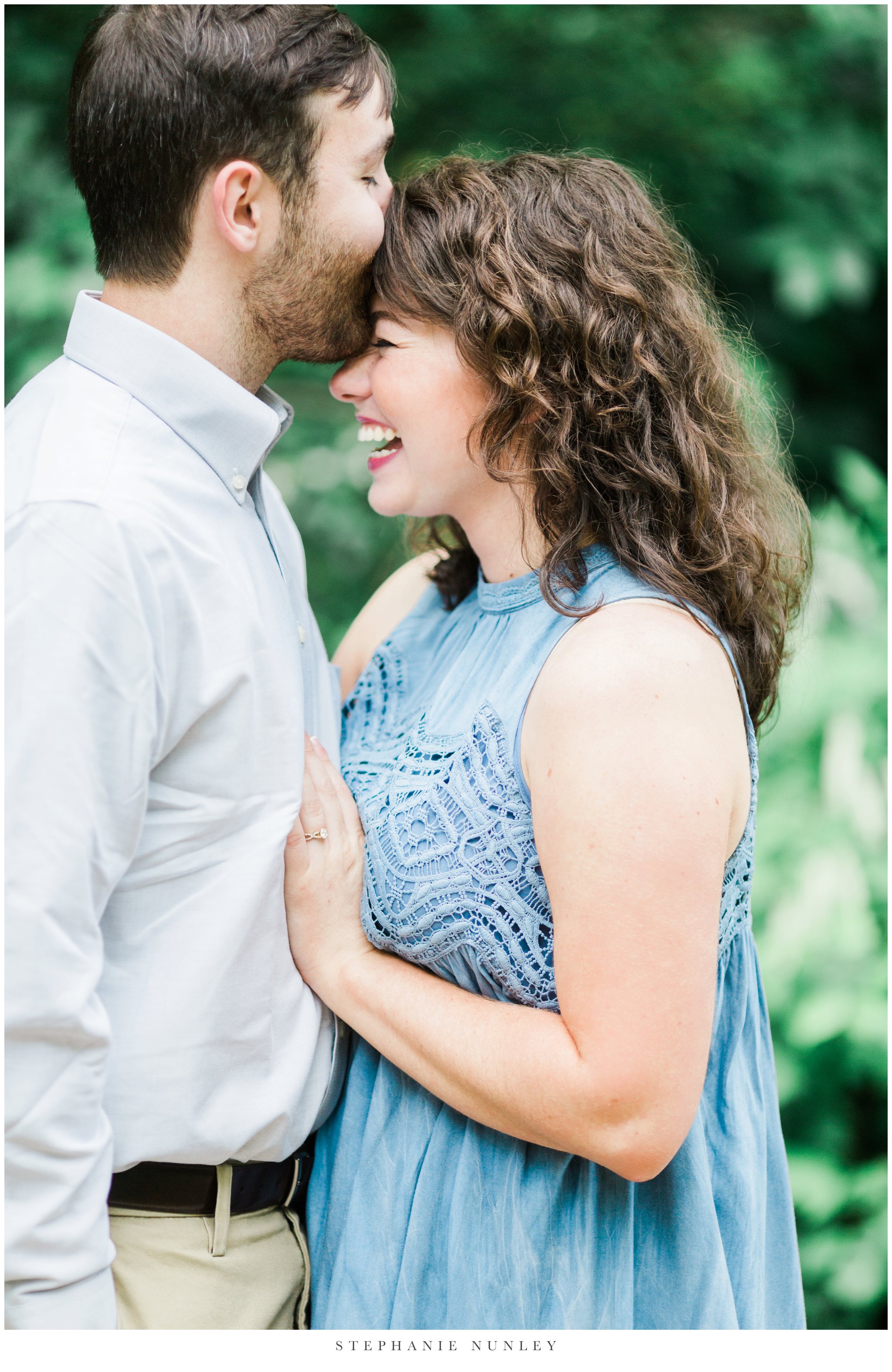 sunny-spring-northwest-arkansas-engagement-photos-0016.jpg